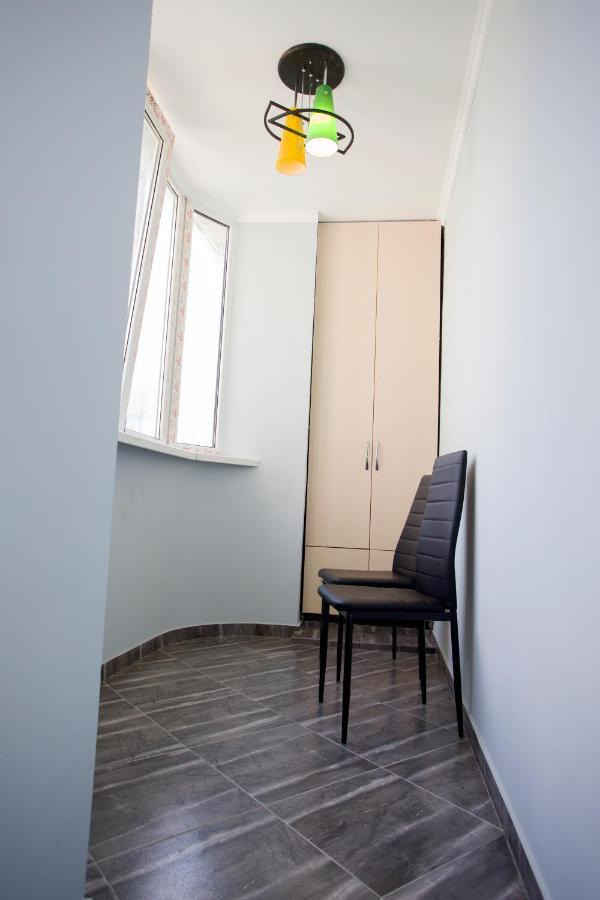 Apartmán Apartament Curat Si Confortabil Str. Ismail 86 In Centrul Chisinaului Exteriér fotografie